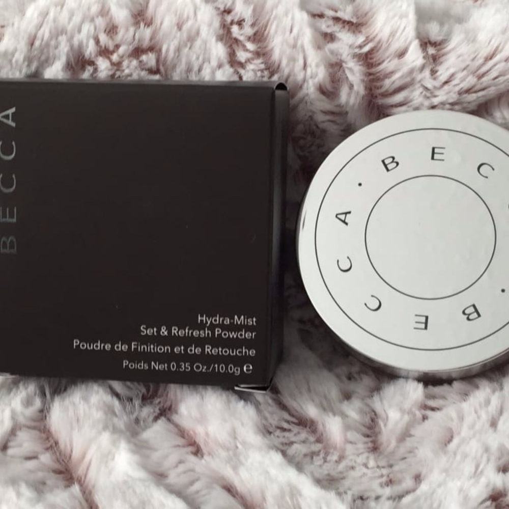BECCA Hydra-Mist Set & Refresh Powder